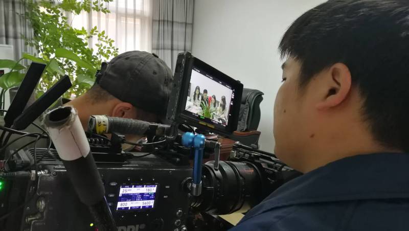 剧本杀式体验：新县广告片拍摄公司构建沉浸式消费决策路径