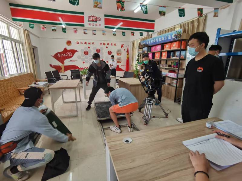 追星女孩心理学分析报告：新县广告片拍摄公司揭秘饭圈应援式传播逻辑